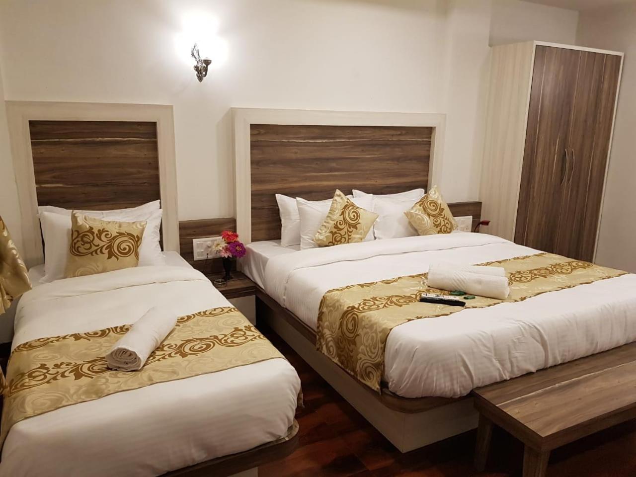 C P Cottage Resort Mahābaleshwar Eksteriør bilde