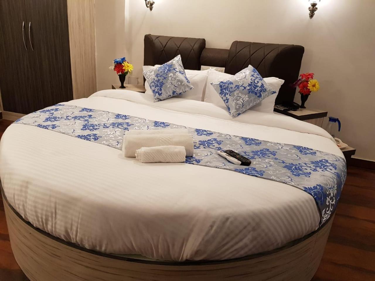 C P Cottage Resort Mahābaleshwar Eksteriør bilde