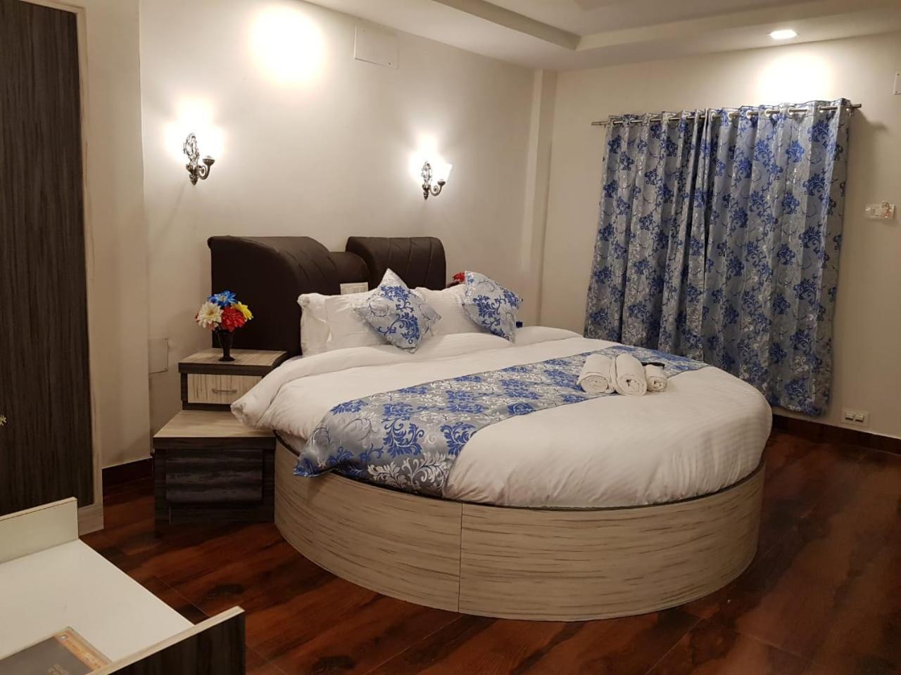 C P Cottage Resort Mahābaleshwar Eksteriør bilde