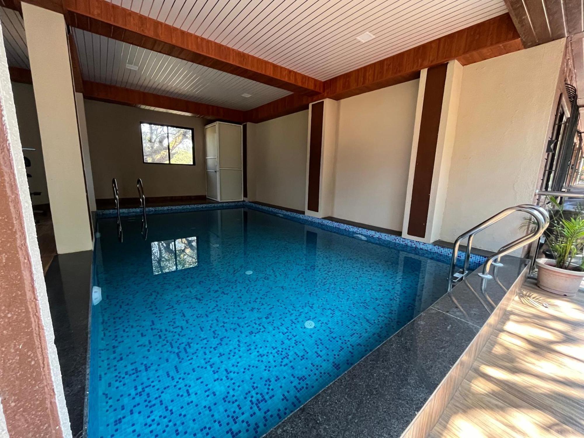 C P Cottage Resort Mahābaleshwar Eksteriør bilde
